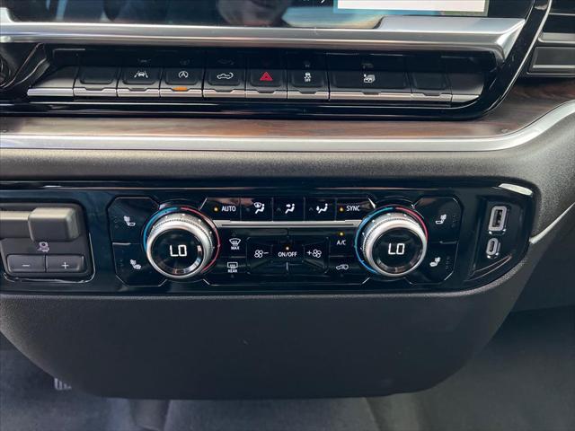 2025 GMC Sierra 1500 4WD Crew Cab Short Box SLT