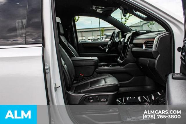 2025 GMC Yukon XL 4WD Denali