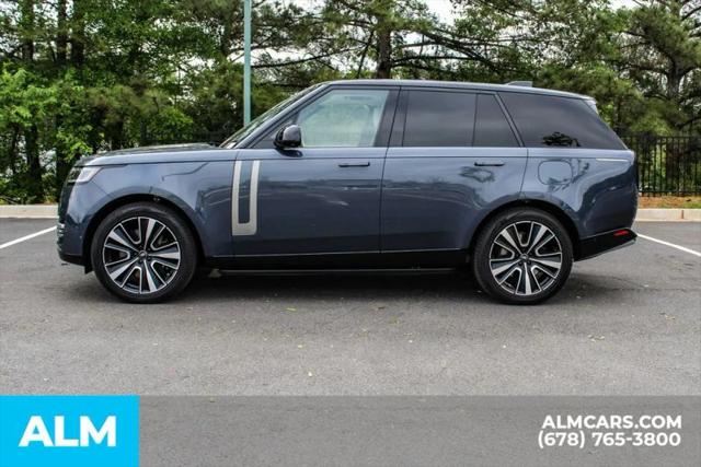 2025 Land Rover Range Rover P550e SE