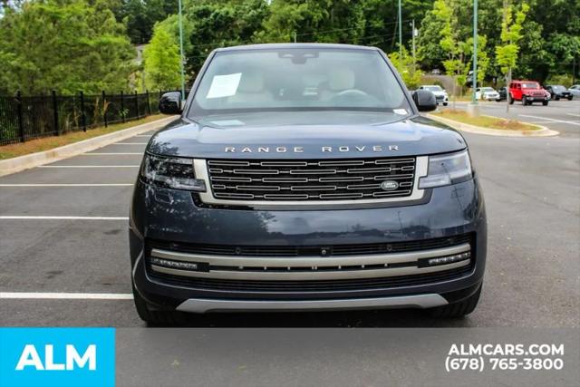 2025 Land Rover Range Rover P550e SE