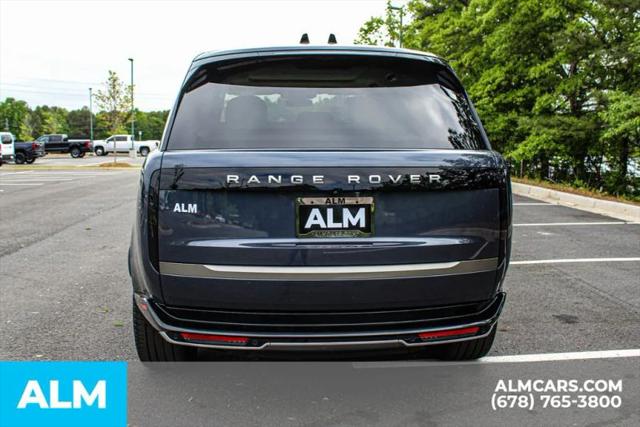 2025 Land Rover Range Rover P550e SE