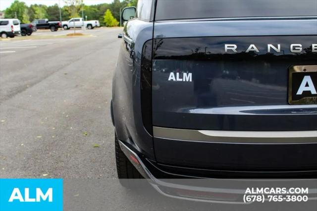 2025 Land Rover Range Rover P550e SE