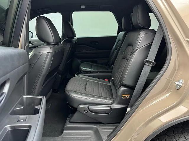 2023 Nissan Pathfinder Rock Creek 4WD