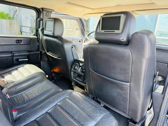 2006 HUMMER H2 Base