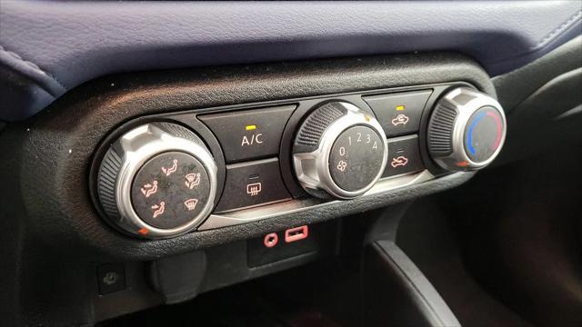 2024 Nissan Versa 1.6 SV