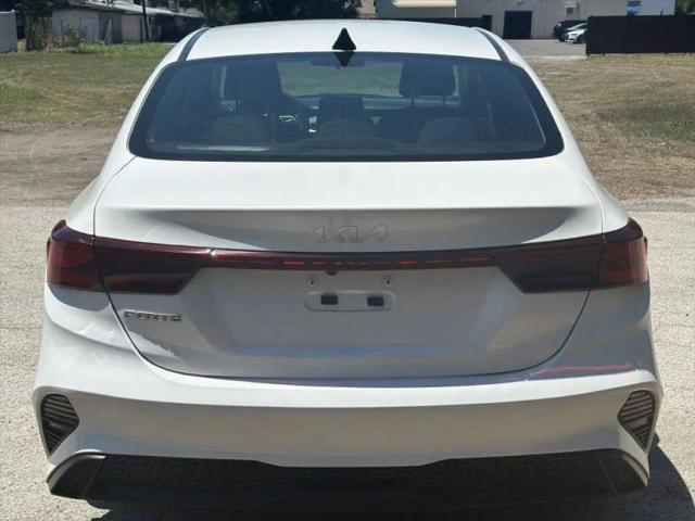 2023 Kia Forte LXS