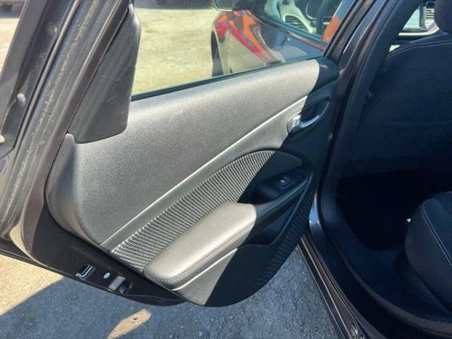 2016 Dodge Dart SXT