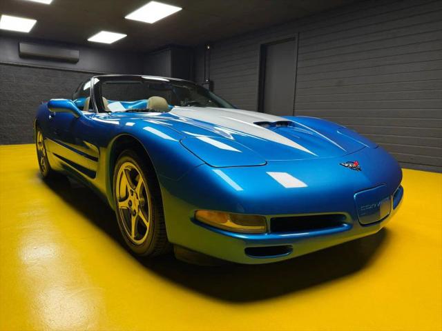 2000 Chevrolet Corvette Base