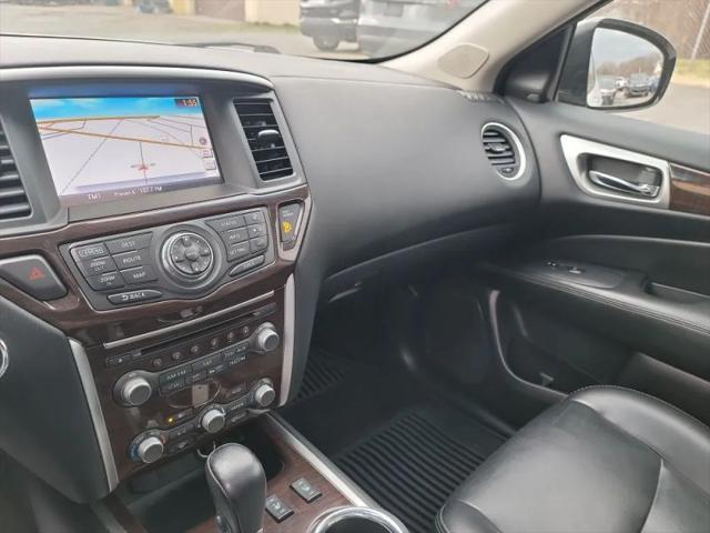 2015 Nissan Pathfinder SL