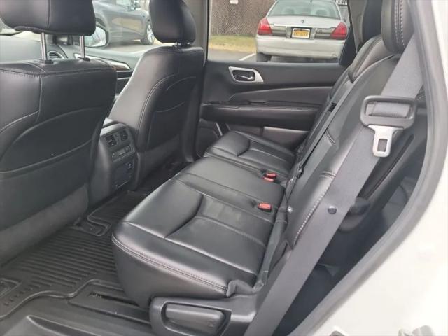 2015 Nissan Pathfinder SL