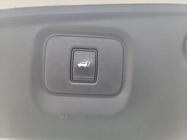 2015 Nissan Pathfinder SL