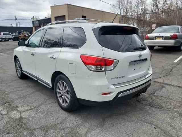 2015 Nissan Pathfinder SL