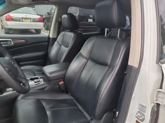 2015 Nissan Pathfinder SL