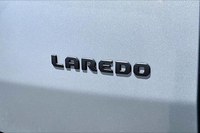 2026 Jeep Cherokee Laredo 4x4