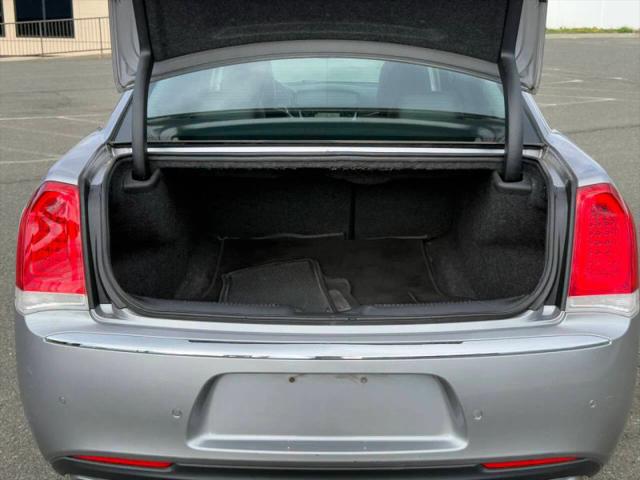 2018 Chrysler 300 Limited AWD
