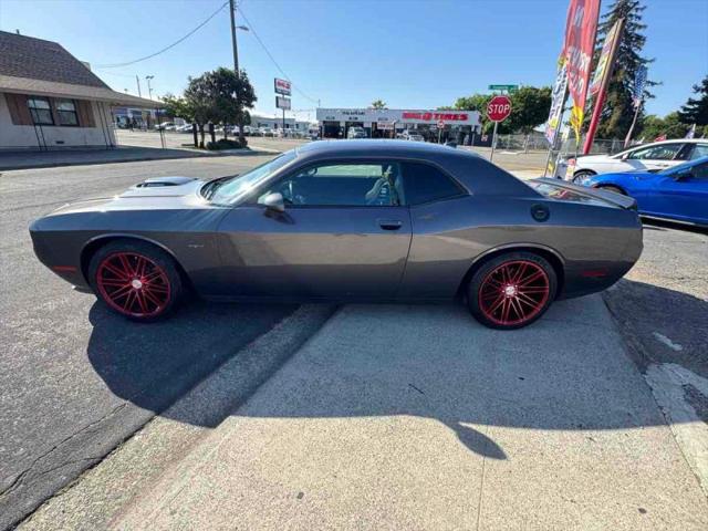 2017 Dodge Challenger R/T Plus Shaker