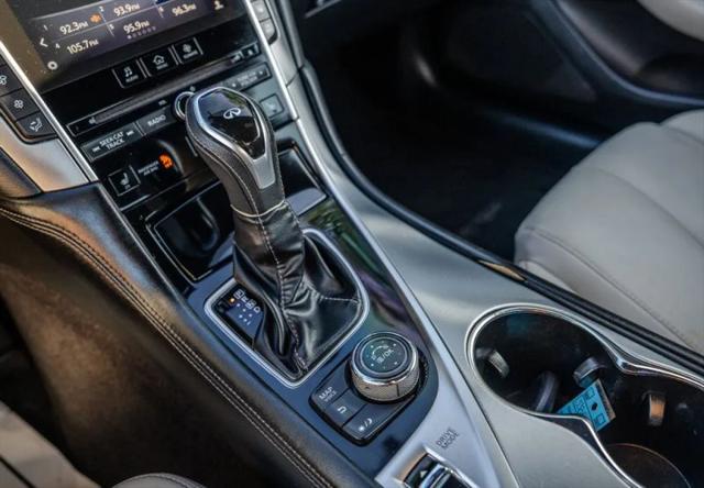 2017 INFINITI Q60 3.0t Premium