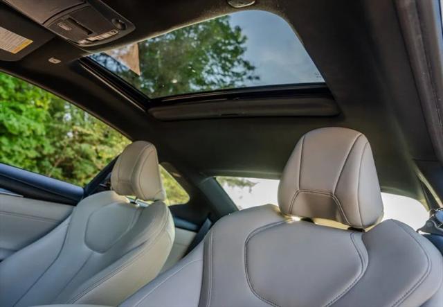 2017 INFINITI Q60 3.0t Premium