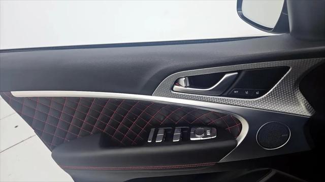 2023 Genesis G70 3.3T RWD