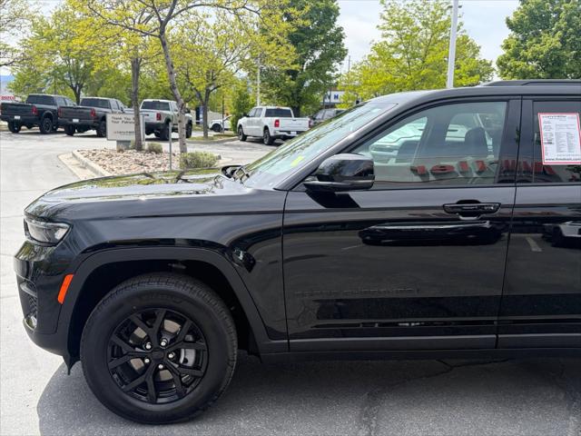 2025 Jeep Grand Cherokee Altitude X 4x4