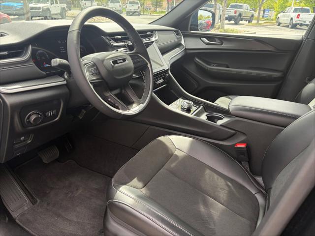 2025 Jeep Grand Cherokee Altitude X 4x4