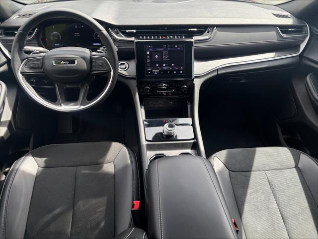 2025 Jeep Grand Cherokee Altitude X 4x4