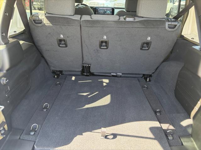 2025 Jeep Wrangler 4-Door Sport 4x4