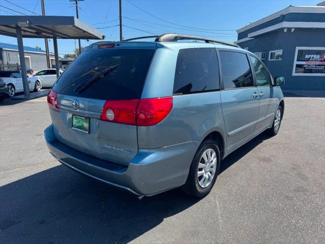 2008 Toyota Sienna LE