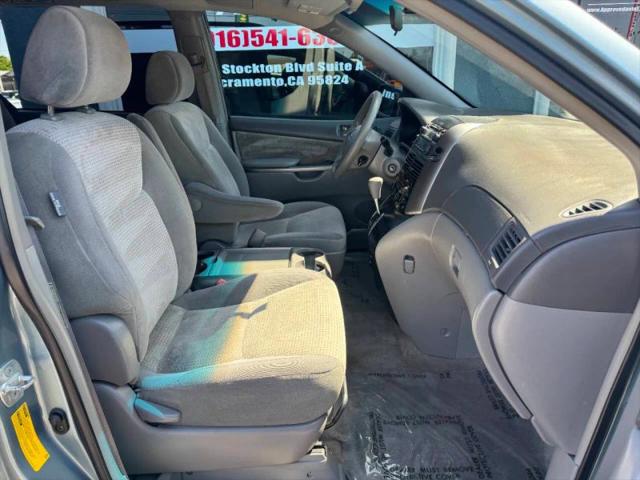 2008 Toyota Sienna LE