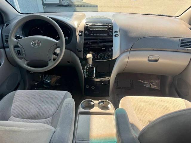 2008 Toyota Sienna LE