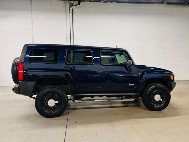 2007 HUMMER H3 Base