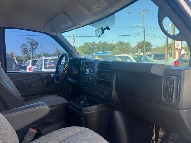 2015 GMC Savana 2500 Work Van