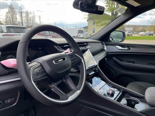 2026 Jeep Grand Cherokee L Altitude 4x4