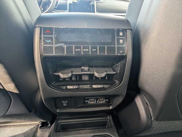 2026 Jeep Grand Cherokee L Altitude 4x4