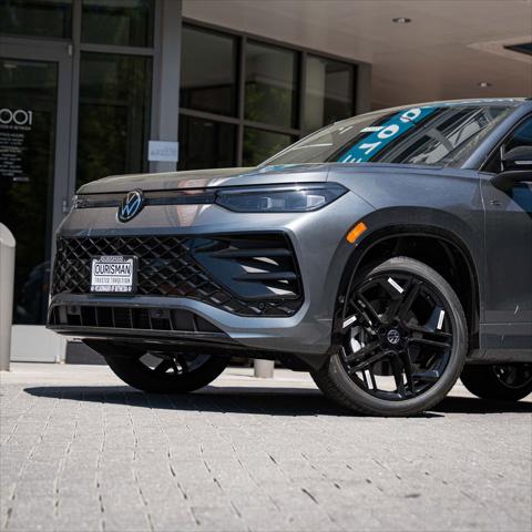 2026 Volkswagen Tiguan SE R-Line Black