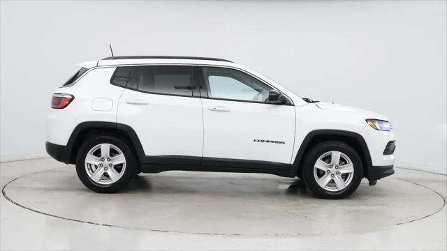 2022 Jeep Compass Latitude FWD
