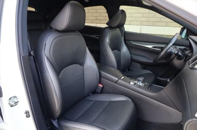 2023 INFINITI QX55 LUXE AWD