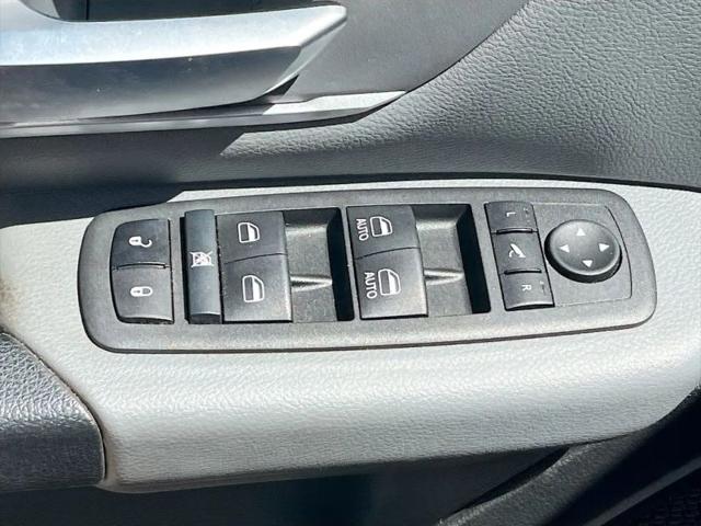 2022 Ram 1500 Big Horn Crew Cab 4x4 5'7" Box