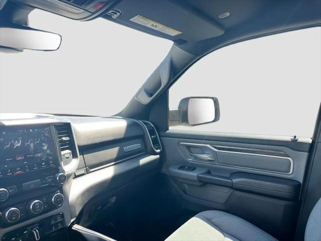 2022 Ram 1500 Big Horn Crew Cab 4x4 5'7" Box