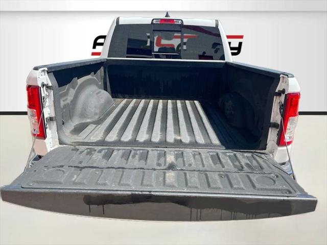 2022 Ram 1500 Big Horn Crew Cab 4x4 5'7" Box