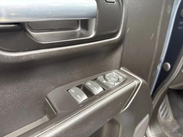 2020 Chevrolet Silverado 1500 4WD Crew Cab Short Bed Custom