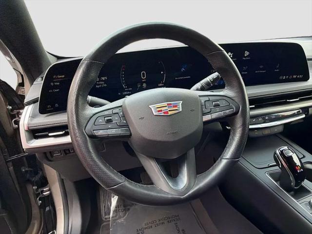 2025 Cadillac XT4 FWD Premium Luxury