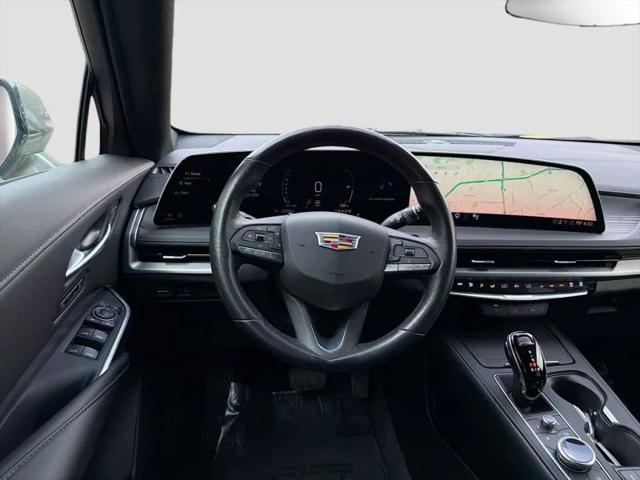 2025 Cadillac XT4 FWD Premium Luxury
