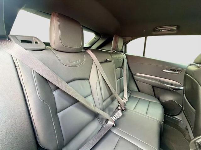 2025 Cadillac XT4 FWD Premium Luxury