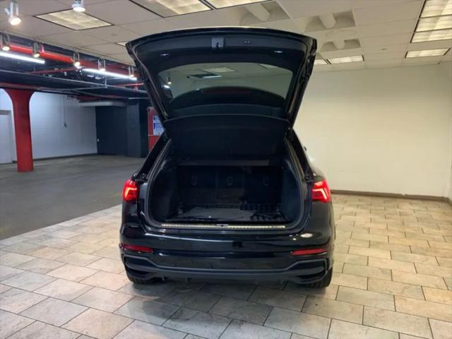 2022 Audi Q3 Premium 45 TFSI S line quattro Tiptronic