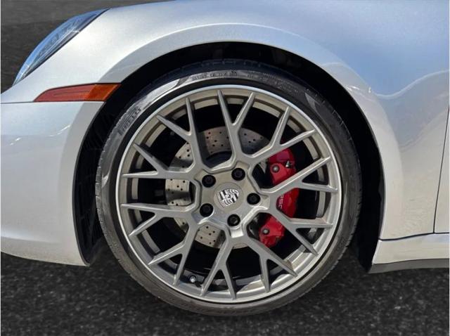 2022 Porsche 911 Carrera 4S Cabriolet