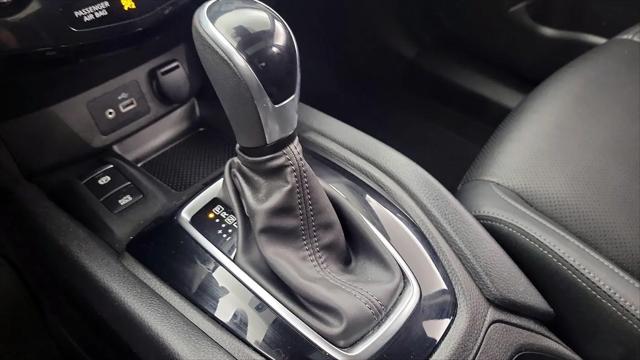 2022 Nissan Rogue Sport SL AWD Xtronic CVT