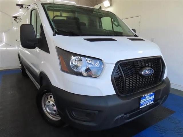 2023 Ford Transit Cargo Van w/LWB