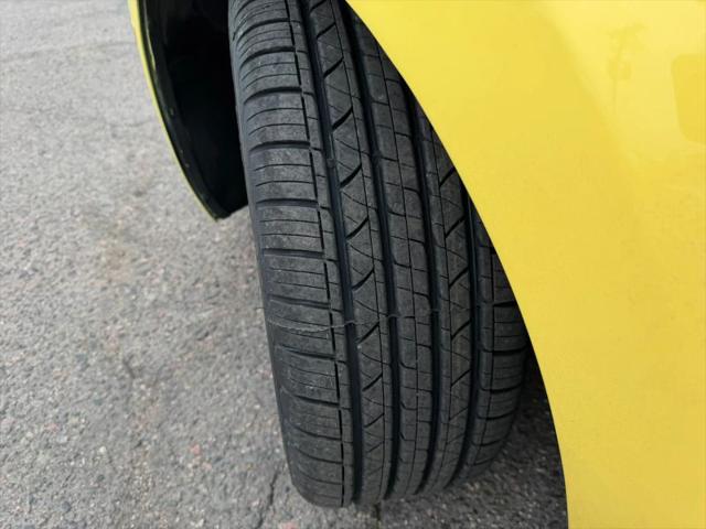 2015 Volkswagen Beetle 1.8T Fleet Edition