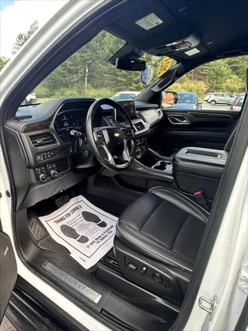 2023 Chevrolet Suburban 4WD Premier